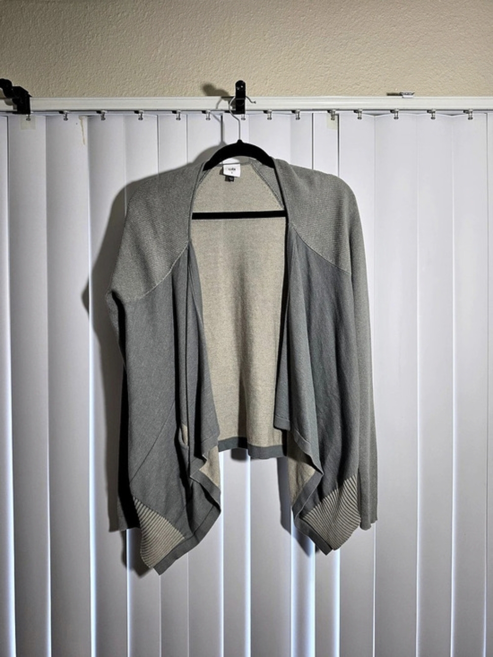 cabi Cotton Draped Shrug Gray Size Small